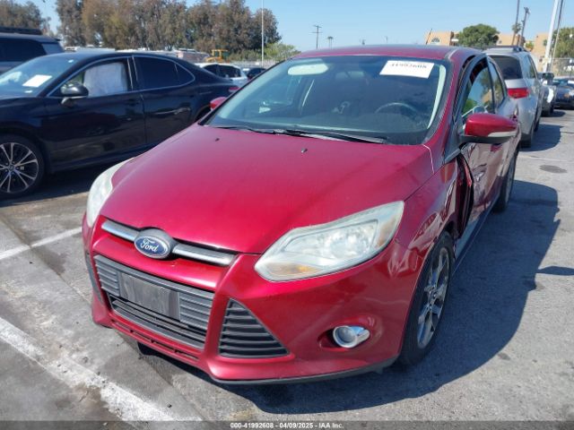 1FADP3K21EL259945 Ford FOCUS SE