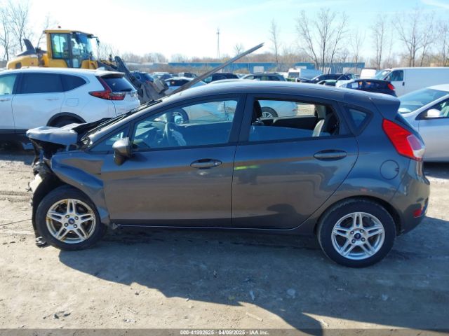 3FADP4EJ9HM144229 Ford FIESTA SE