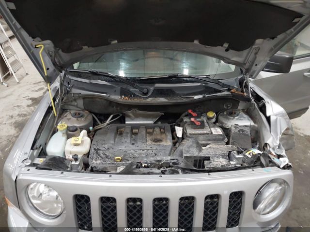 1C4NJRFB3HD122212 Jeep Patriot Latitude 4x4