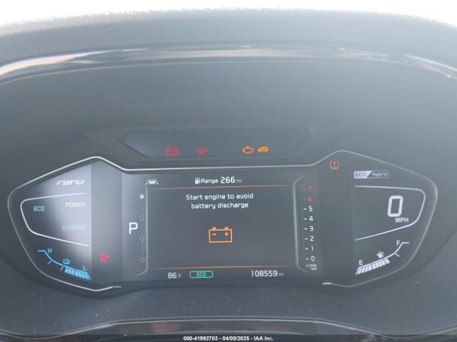 KNDCB3LC3N5548003 KIA Niro Lxs