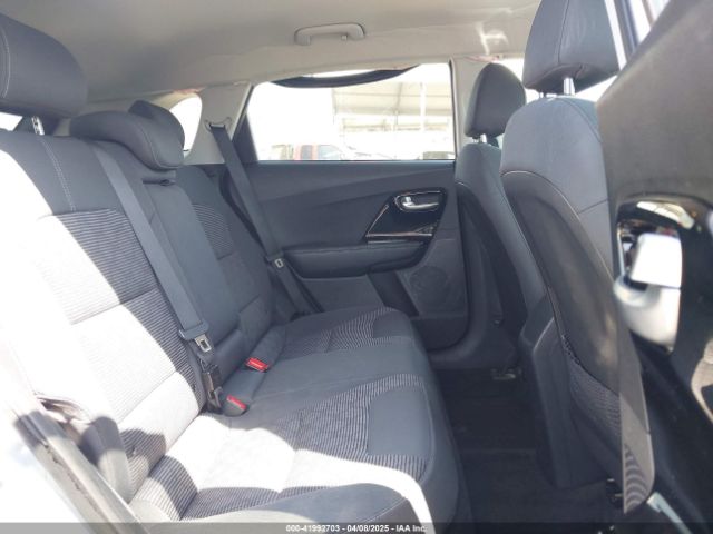 KNDCB3LC3N5548003 KIA Niro Lxs