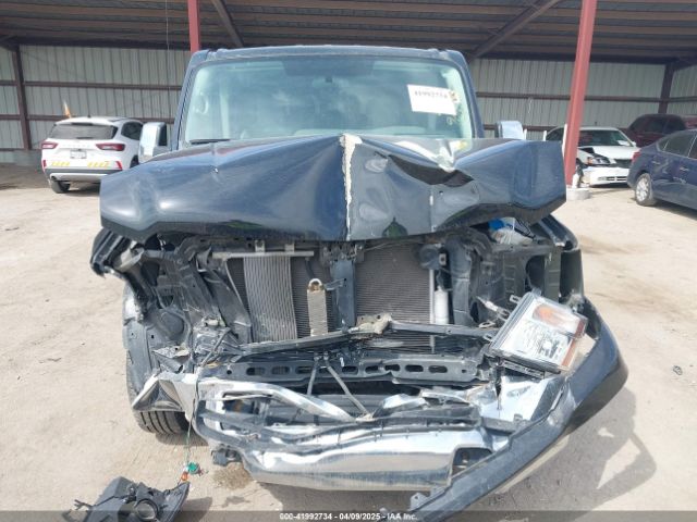 5BZBF0AA6KN851451 Nissan 2019