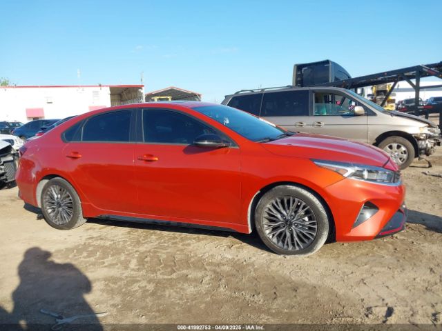 3KPF54AD3PE669899 KIA Forte Gt-line