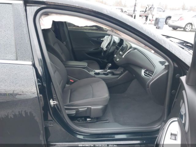 1G1ZD5ST7JF194369 Chevrolet MALIBU LT