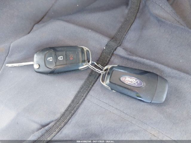 1FTMF1CB7JKD99241 Ford F-150 Xl