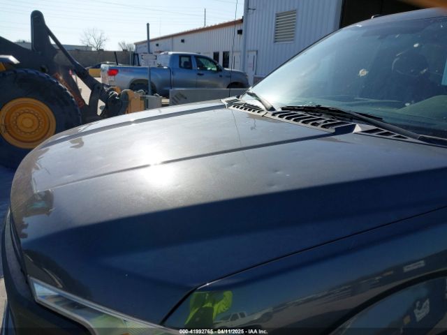 1FTMF1CB7JKD99241 Ford F-150 Xl