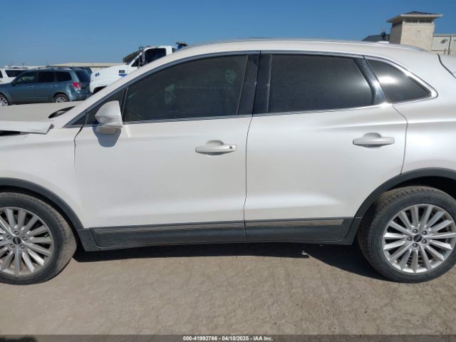 5LMCJ1C94KUL23207 Lincoln Mkc Standard