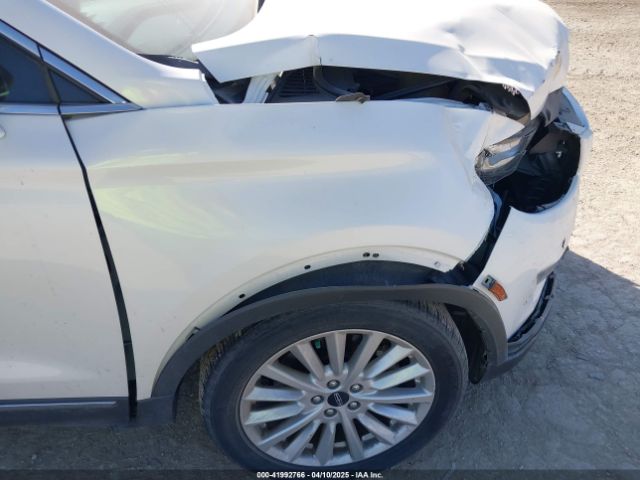 5LMCJ1C94KUL23207 Lincoln Mkc Standard