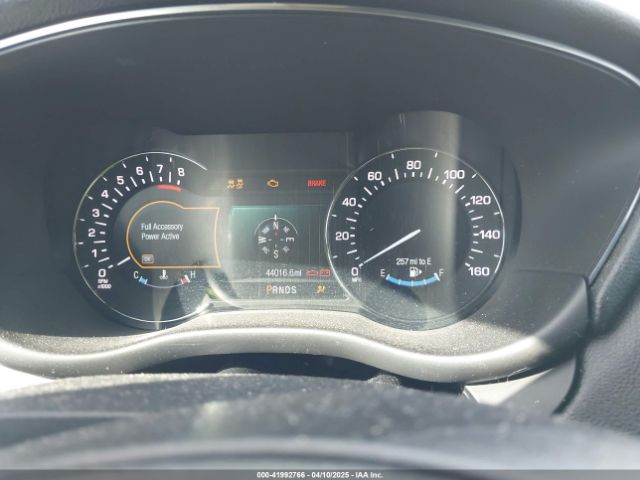 5LMCJ1C94KUL23207 Lincoln Mkc Standard