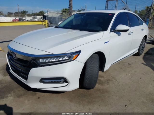 1HGCV3F91KA018883 Honda Accord Hybrid Touring