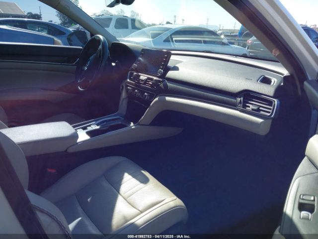 1HGCV3F91KA018883 Honda Accord Hybrid Touring