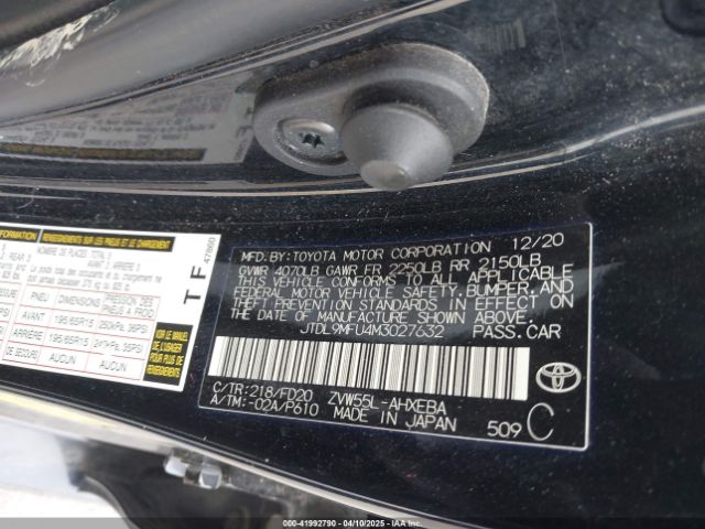JTDL9MFU4M3027632 Toyota Prius Le Awd-e