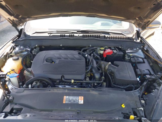 1FA6P0HD8G5131872 Ford FUSION SE
