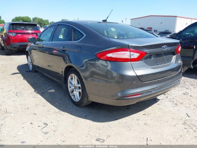 1FA6P0HD8G5131872 Ford FUSION SE