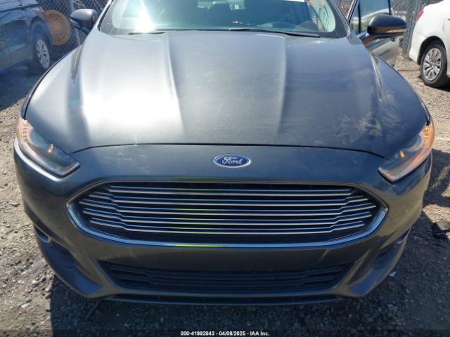 1FA6P0HD8G5131872 Ford FUSION SE