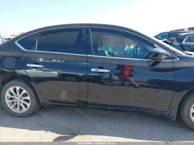 3N1AB7AP2JY303195 Nissan SENTRA SV