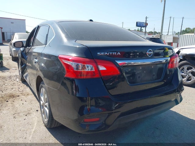 3N1AB7AP2JY303195 Nissan SENTRA SV