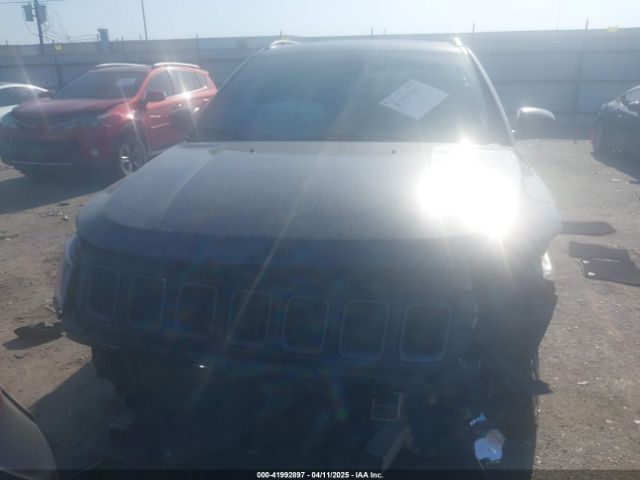 3C4NJCEB5MT604067 Jeep Compass 80th Anniversary Fwd