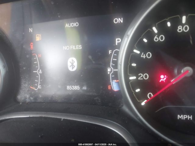 3C4NJCEB5MT604067 Jeep Compass 80th Anniversary Fwd