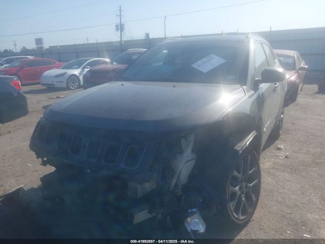3C4NJCEB5MT604067 Jeep Compass 80th Anniversary Fwd