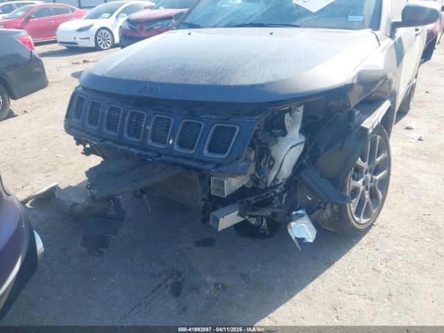 3C4NJCEB5MT604067 Jeep Compass 80th Anniversary Fwd
