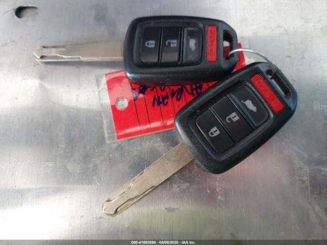SHHFK7H37KU225689 Honda Civic Lx