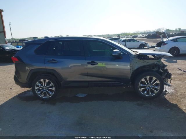 2T3C1RFV8MC135182 Toyota Rav4 Xle Premium