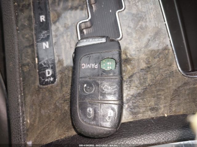 2012 CHRYSLER 300C 2C3CCAET0CH232664 Photo 10