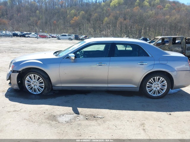 Chrysler 300c Awd 2014 2C3CCAKG6EH379114 Image 15
