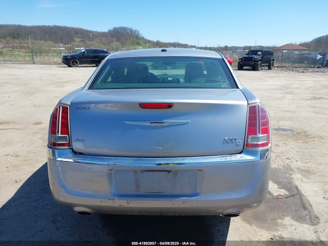 Chrysler 300c Awd 2014 2C3CCAKG6EH379114 Image 17