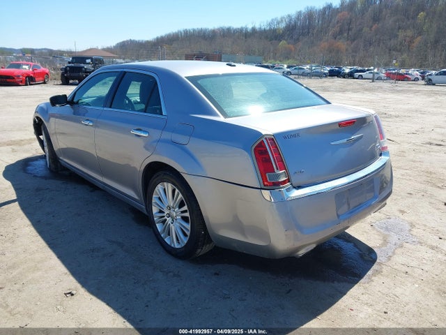 Chrysler 300c Awd 2014 2C3CCAKG6EH379114 Image 3