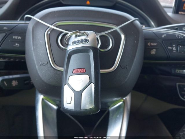WA1VAAF70JD054013 Audi Q7 3.0t Premium