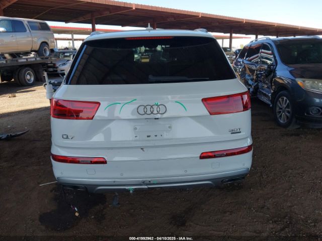 WA1VAAF70JD054013 Audi Q7 3.0t Premium