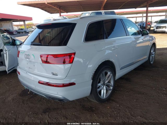 WA1VAAF70JD054013 Audi Q7 3.0t Premium