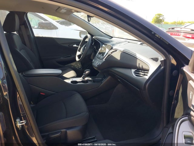 1G1ZD5STXPF227132 Chevrolet Malibu Fwd 1lt