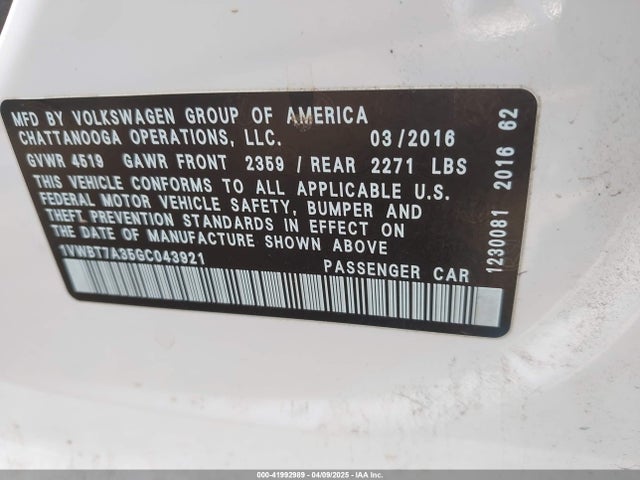 1VWBT7A35GC043921 Volkswagen Passat 1.8t Se