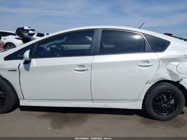 JTDKN3DU9F0394728 Toyota Prius Four
