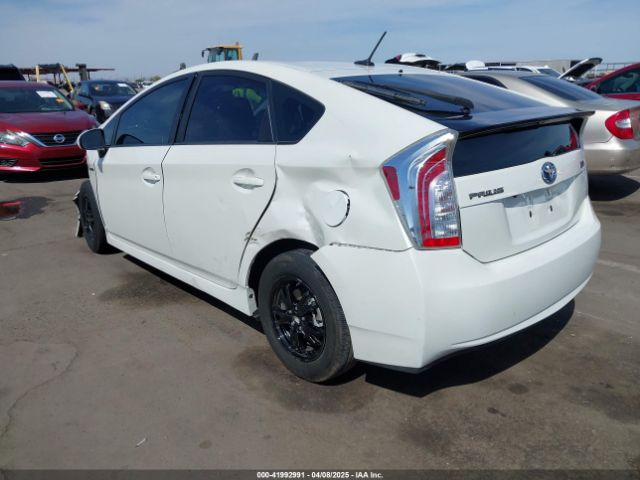 JTDKN3DU9F0394728 Toyota Prius Four
