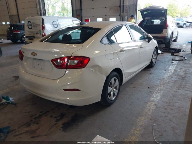 2018 CHEVROLET CRUZE 1G1BC5SM8J7136505 Photo 3