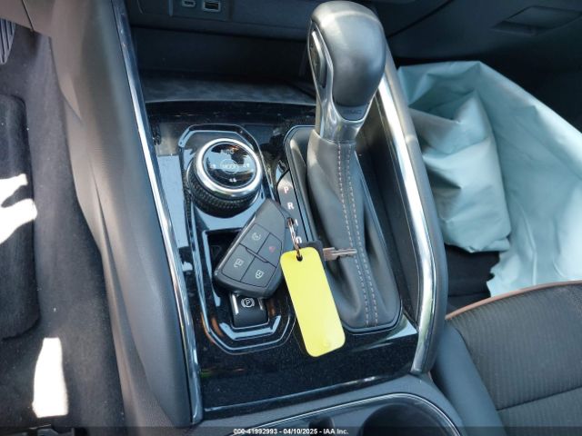 1GTP6DEK8P1268880 GMC Canyon 4wd  Short Box At4