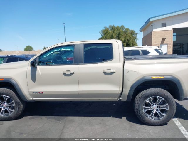 1GTP6DEK8P1268880 GMC Canyon 4wd  Short Box At4