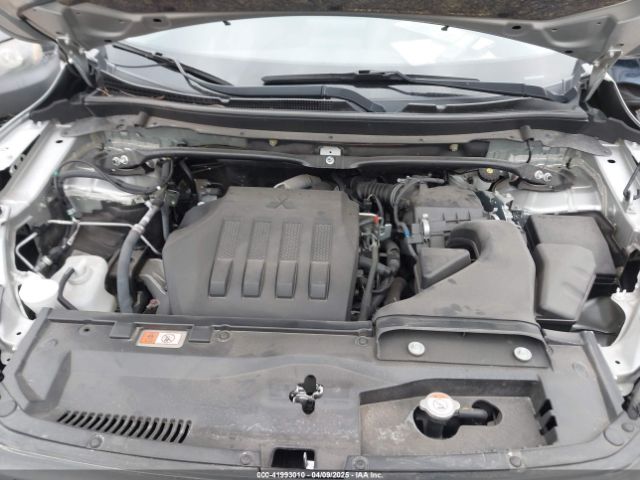 2022 MITSUBISHI ECLIPSE CROSS JA4ATWAA7NZ001388 Photo 9