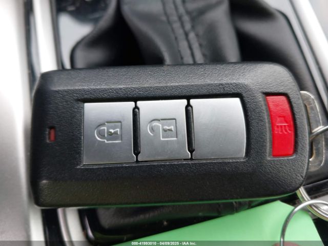 2022 MITSUBISHI ECLIPSE CROSS JA4ATWAA7NZ001388 Photo 10