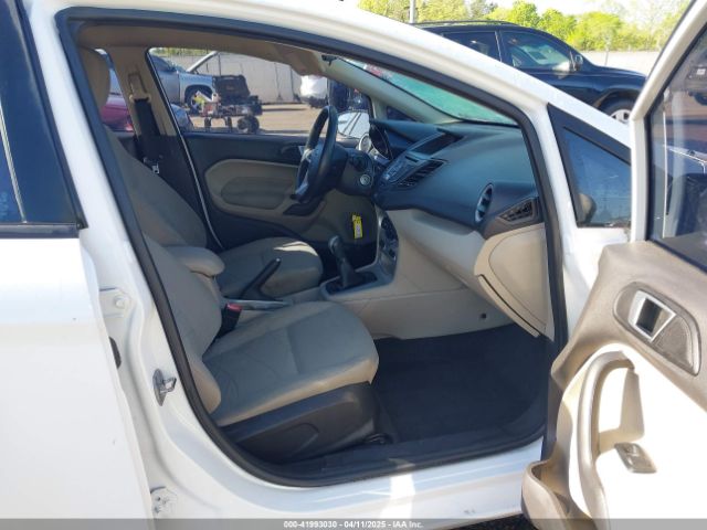 3FADP4BJXFM202690 Ford FIESTA SE