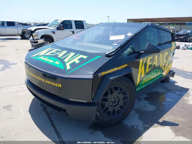 2025 TESLA CYBERTRUCK 7G2CEHED1SA060554 Photo 1