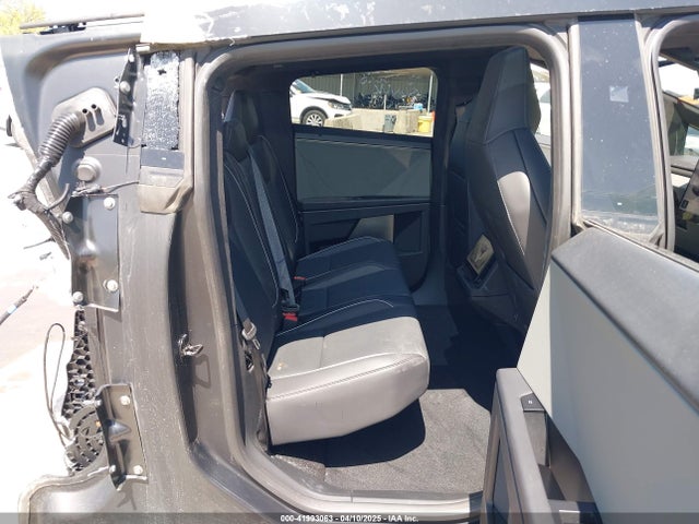 2025 TESLA CYBERTRUCK 7G2CEHED1SA060554 Photo 7