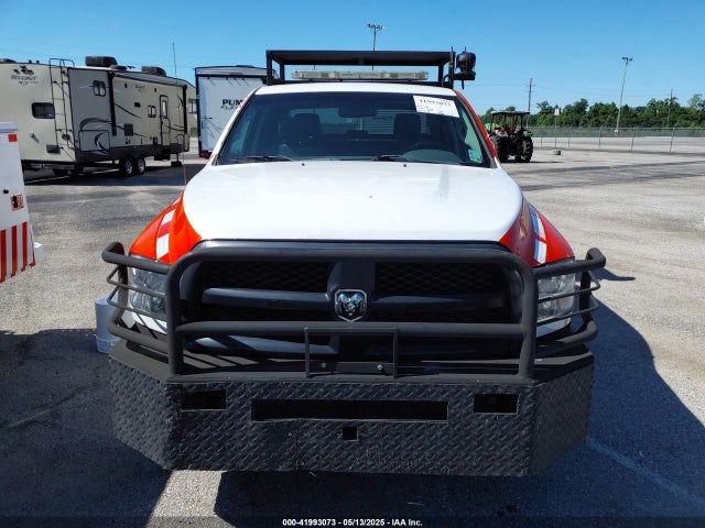 3C6UR4HJ3JG243320 RAM 2500 Tradesman  4x2 8' Box