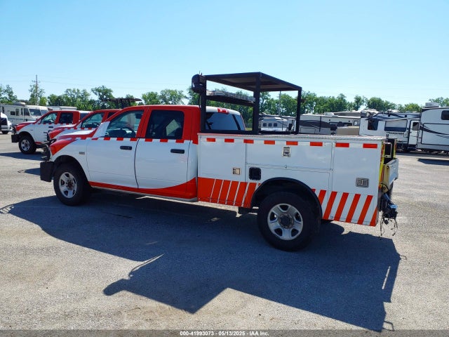 3C6UR4HJ3JG243320 RAM 2500 Tradesman  4x2 8' Box