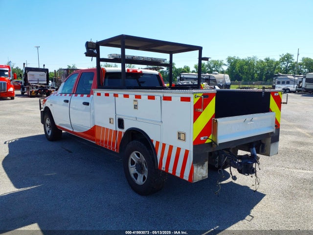 3C6UR4HJ3JG243320 RAM 2500 Tradesman  4x2 8' Box