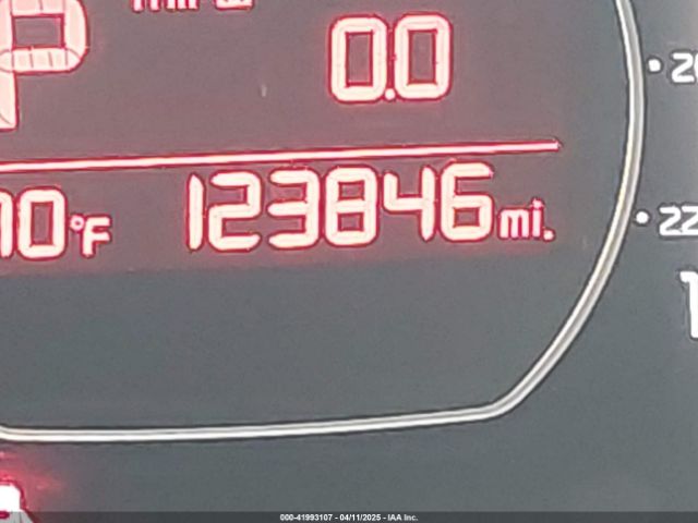 KNDJP3A56E7047866 KIA SOUL +